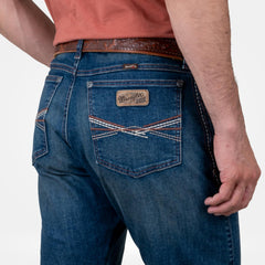 Jeans Vaquero Wrangler Slim Boot Hombre 369